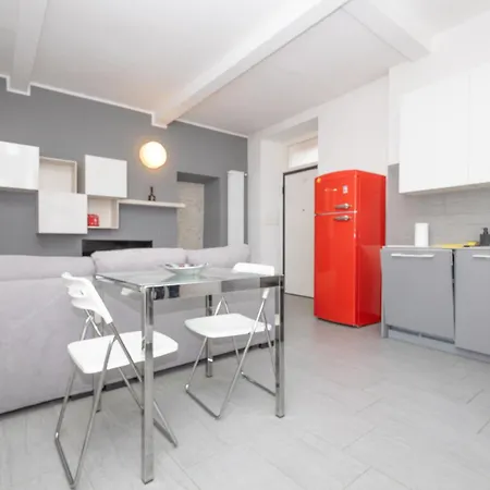 Lejlighed Casa Karina Moderno Bilocale Nel Centro Storico Di *