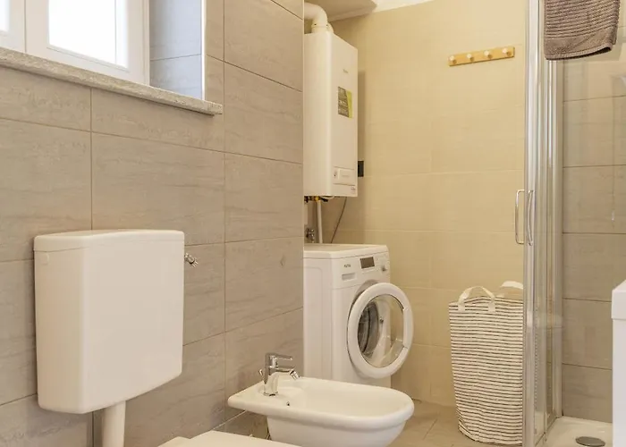 Appartamento Casa Karina Moderno Bilocale Nel Centro Storico Di Pinerolo