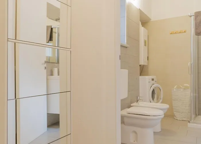 Casa Karina Moderno Bilocale Nel Centro Storico Di 公寓 皮内罗洛